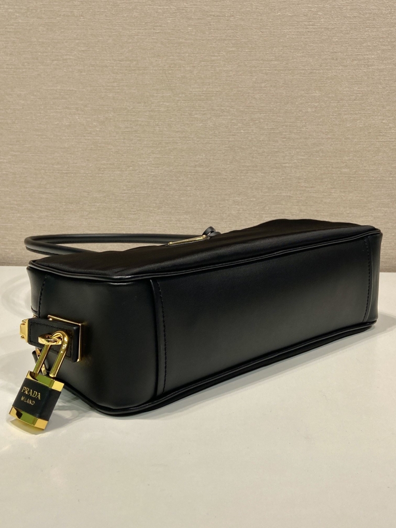 Pra*a top handle bags